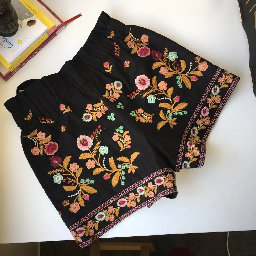 Stellino embroidered Skort size 6-10 - Picture 1 of 16